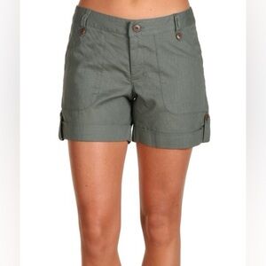 Patagonia | Olive Green W's Island Hemp 5" Shorts Hiking Outdoors Active Size 8